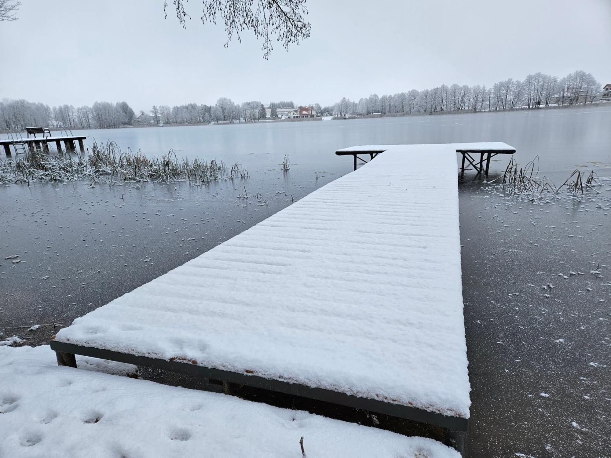 Lepaki Lake Moldzie المظهر الخارجي الصورة