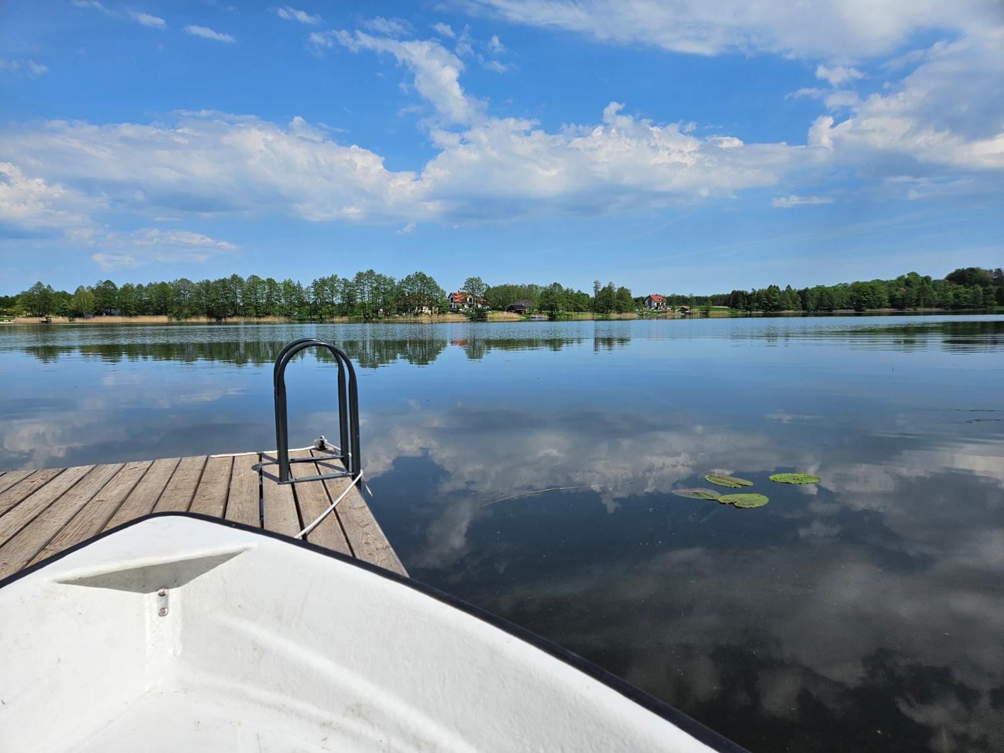 Lepaki Lake Moldzie المظهر الخارجي الصورة